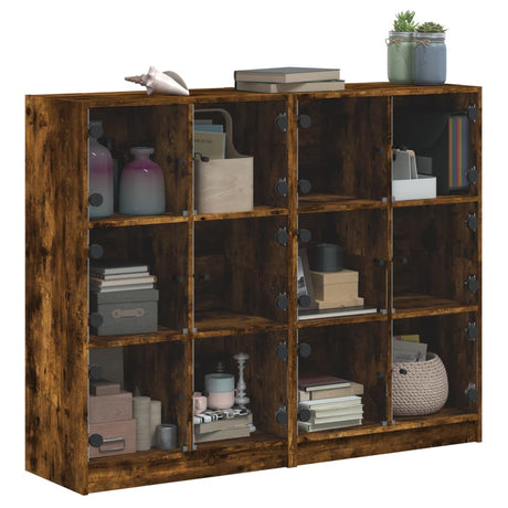 Boekenkast met deuren 136x37x109 cm hout gerookt eikenkleurig - AllerleiShop