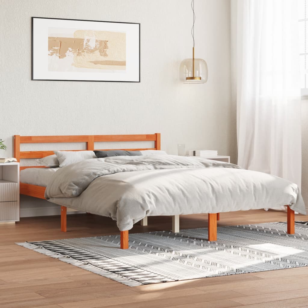 Bedframe zonder matras massief grenenhout wasbruin 135x190 cm