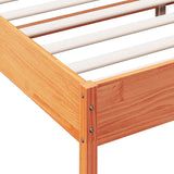 Bedframe zonder matras massief grenenhout wasbruin 140x200 cm