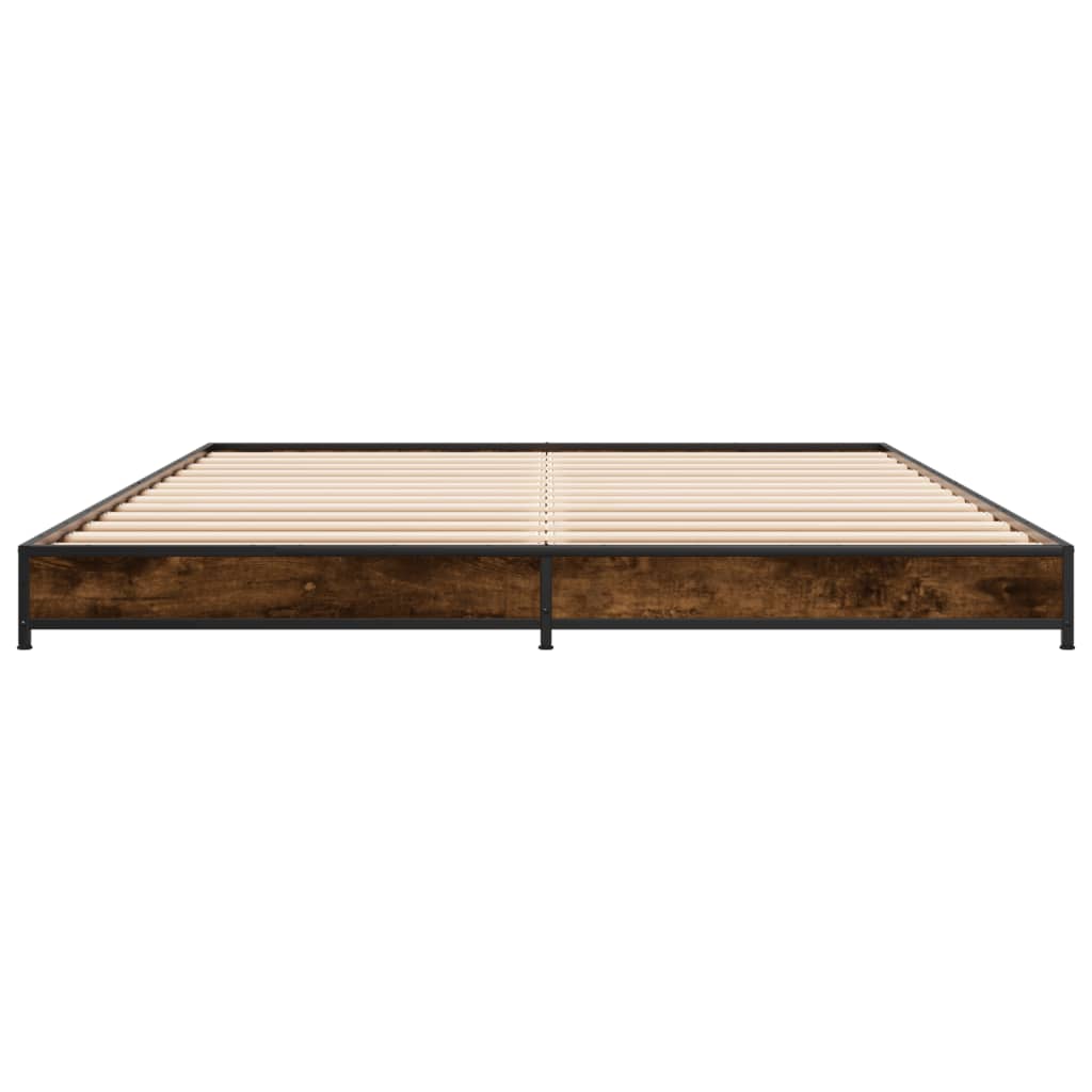 Bedframe bewerkt hout metaal gerookt eikenkleurig 135x190 cm