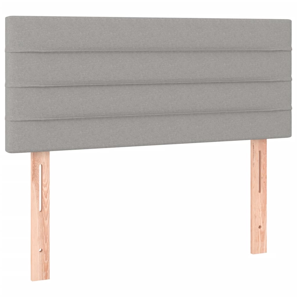 Boxspring met matras en LED stof lichtgrijs 120x190 cm
