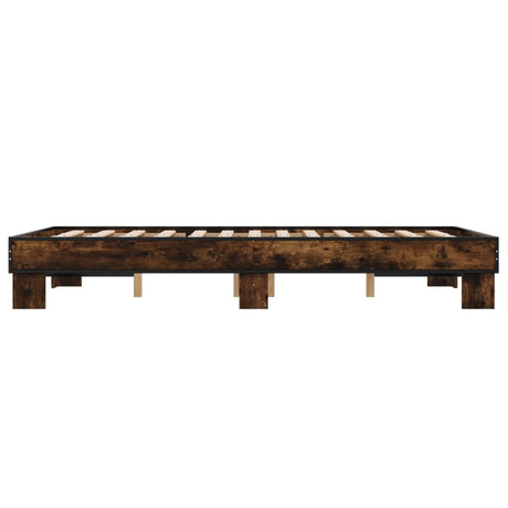 Bedframe bewerkt hout metaal gerookt eikenkleurig 135x190 cm