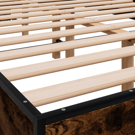 Bedframe bewerkt hout metaal gerookt eikenkleurig 135x190 cm